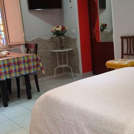 Magic Napoli Red Apartment Екстериор снимка