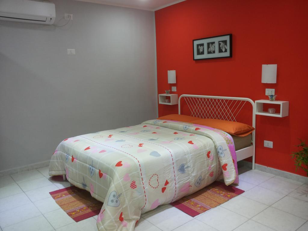 Magic Napoli Red Apartment Екстериор снимка