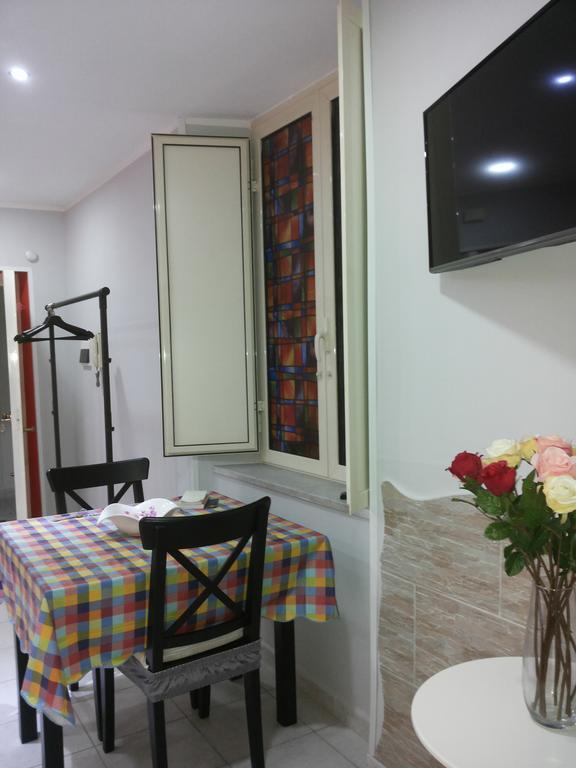Magic Napoli Red Apartment Екстериор снимка