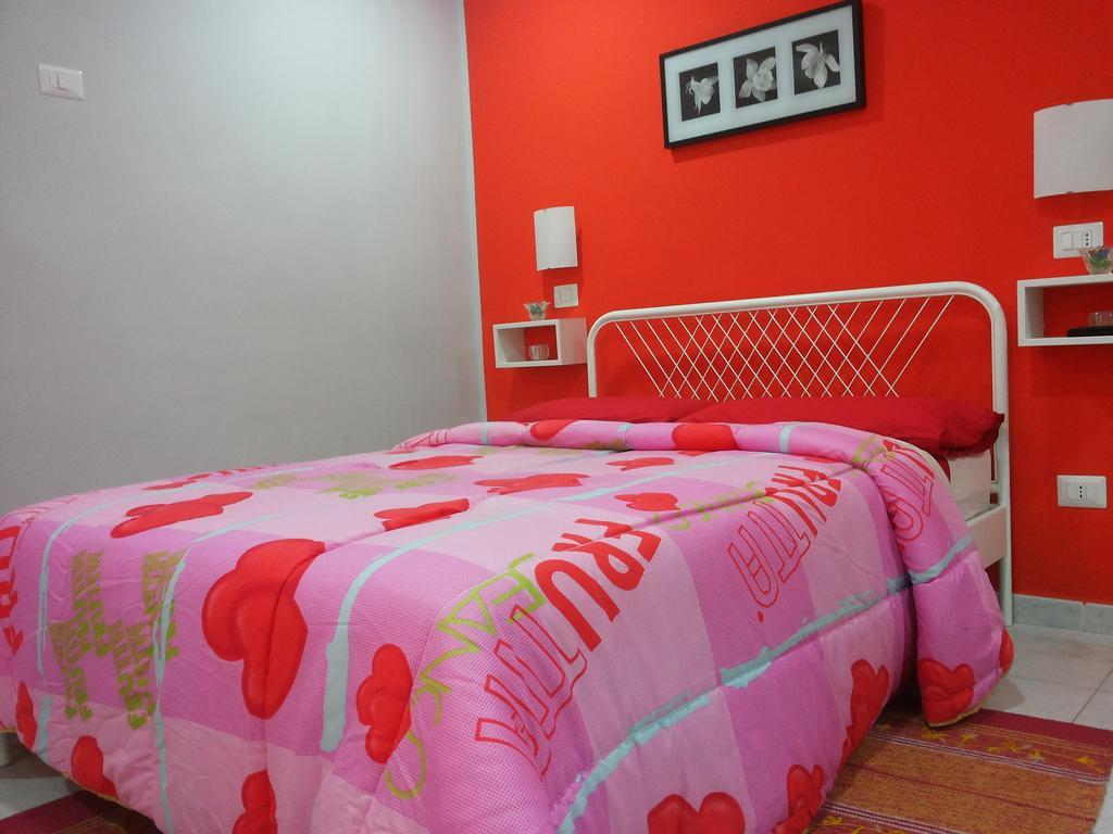 Magic Napoli Red Apartment Екстериор снимка