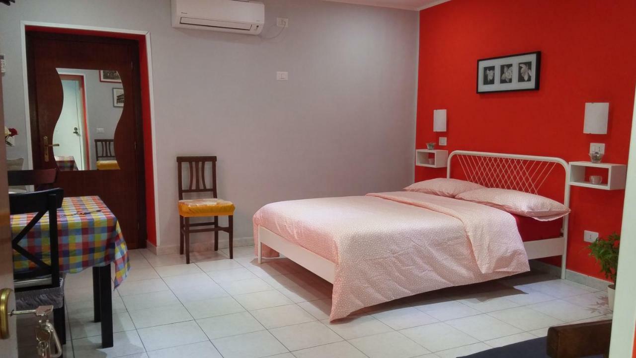 Magic Napoli Red Apartment Екстериор снимка